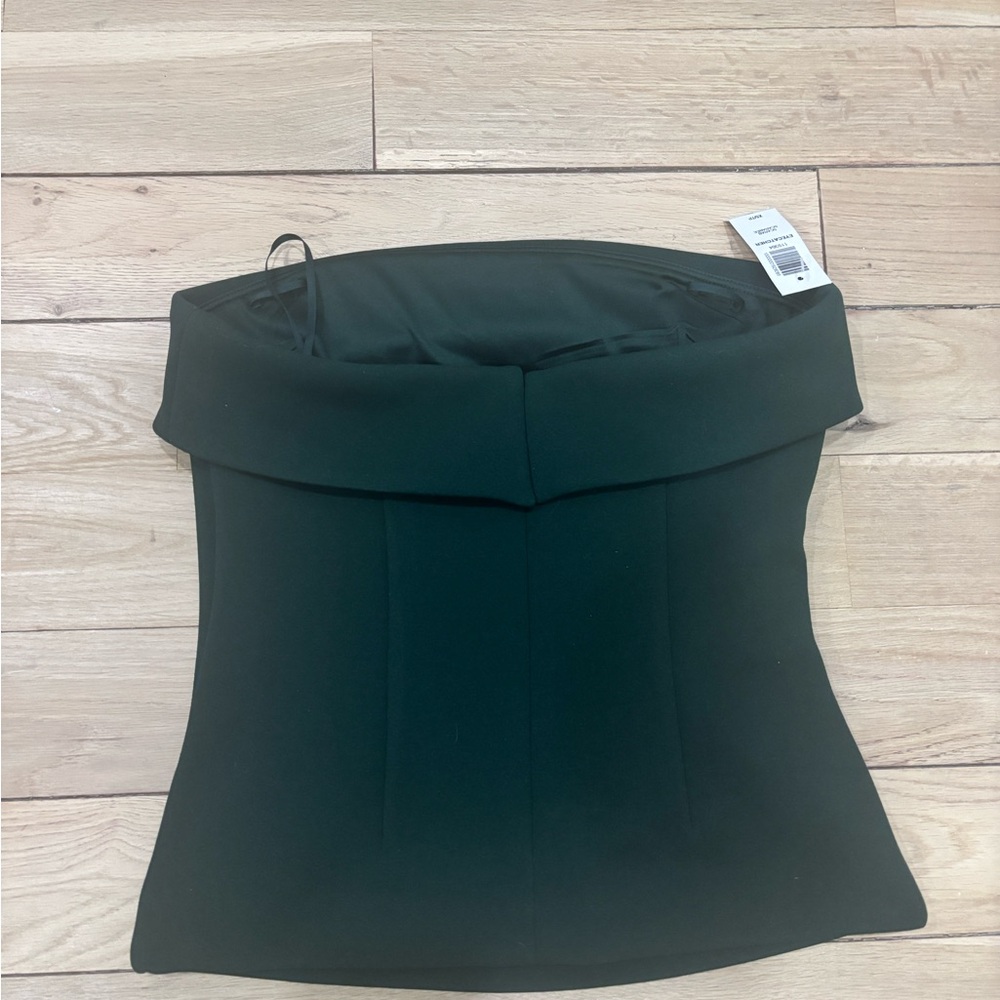 Aritzia Eyecatcher Top - NWT - Picture 3 of 3